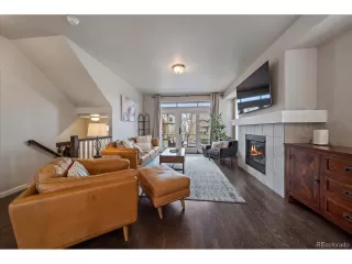 Photo #4: 1521203 Listing 