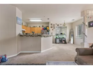 Photo #5: 1522176 Listing