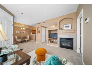 Photo #5: 1524418 Listing