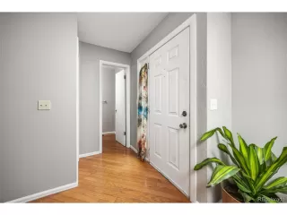 Photo #2: 1526188 Listing