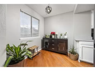 Photo #3: 1526188 Listing