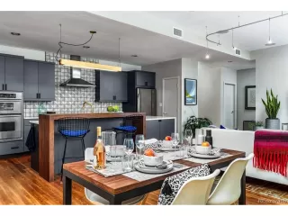 Photo #4: 1526451 Listing