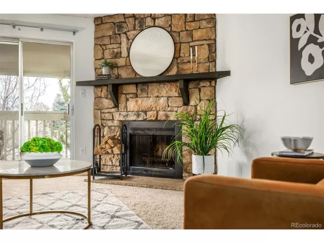 MLS: 1527934 Condo For Sale