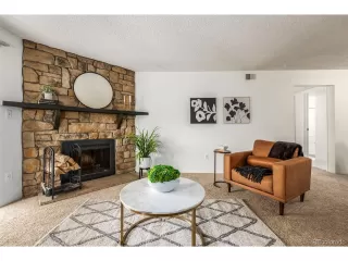 Photo #2: 1527934 Listing