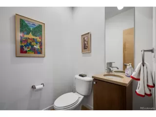 Photo #5: 1529776 Listing