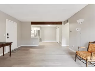 Photo #3: 1531496 Listing 