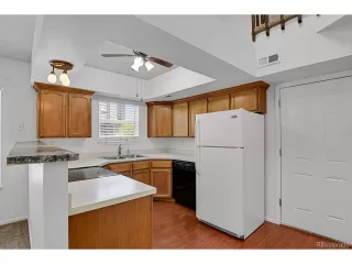 Photo #6: 1532830 Listing 