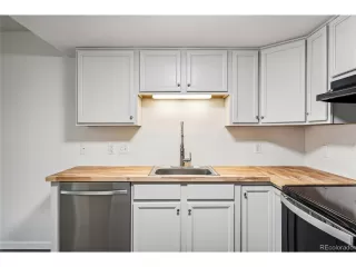 Photo #3: 1532931 Listing 