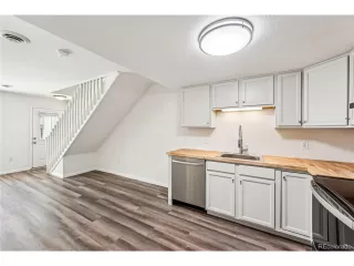 Photo #4: 1532931 Listing 