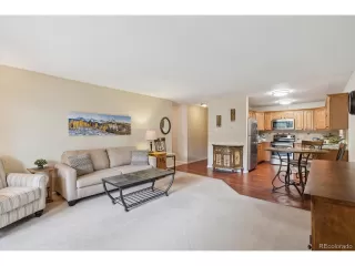 Photo #5: 1533104 Listing 