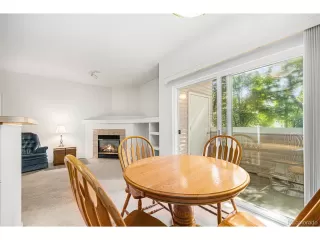 Photo #5: 1535646 Listing