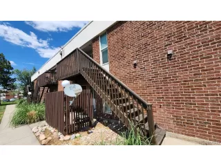 Photo #2: 1537763 Listing