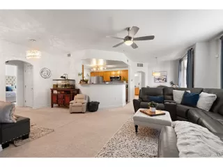 Photo #6: 1539636 Listing