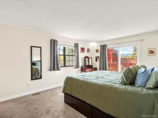 Photo #3: 1541877 Listing