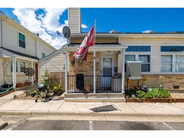 MLS: 1547524 Condo For Sale