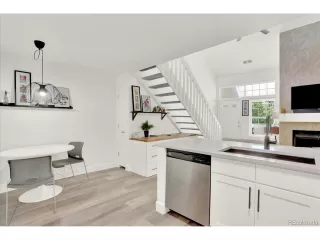 Photo #3: 1549233 Listing 