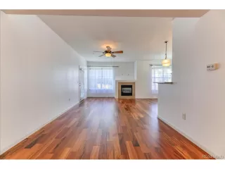 Photo #4: 1549487 Listing