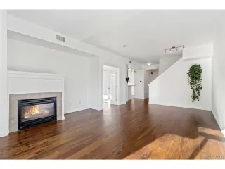 Photo #5: 1549851 Listing