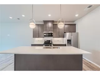 Photo #4: 1554244 Listing