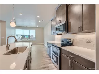 Photo #6: 1554244 Listing