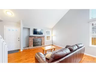 Photo #5: 1554328 Listing