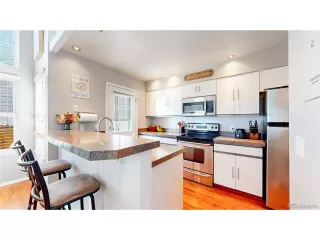 Photo #6: 1554328 Listing