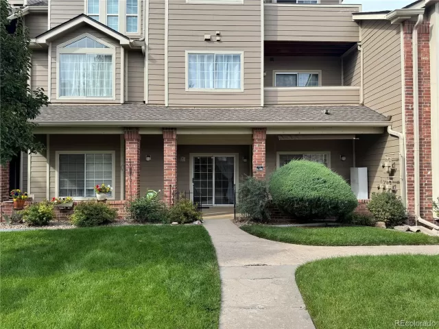 MLS: 1555740 Condo For Sale