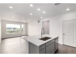 Photo #6: 1556165 Listing 