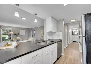 Photo #6: 1556473 Listing