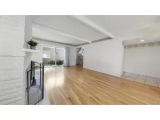 Photo #6: 1559649 Listing