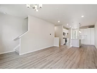 Photo #5: 1560364 Listing 