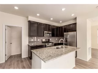 Photo #4: 1560750 Listing 