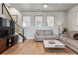 Photo #4: 1562955 Listing 