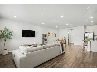 Photo #5: 1564282 Listing 