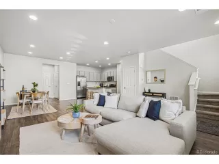 Photo #6: 1564282 Listing 