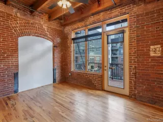 Photo #2: 1564562 Listing