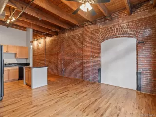 Photo #3: 1564562 Listing