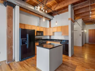 Photo #4: 1564562 Listing