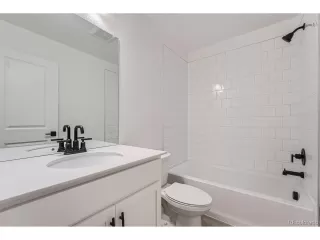 Photo #6: 1566091 Listing