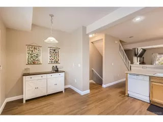 Photo #5: 1566856 Listing 