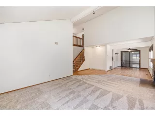 Photo #4: 1568702 Listing 