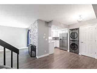 Photo #6: 1569276 Listing