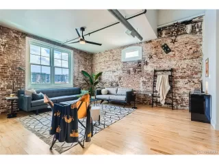 Photo #3: 1569367 Listing