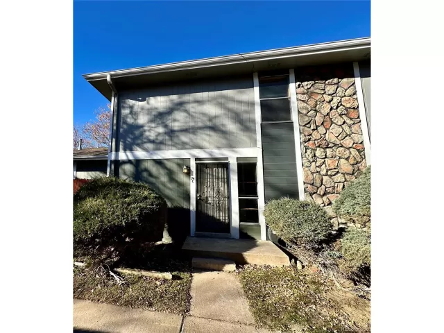 MLS: 1569714 Condo For Sale