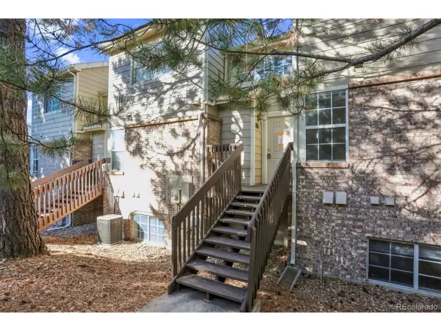 MLS: 1573559 Condo For Sale