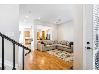 Photo #3: 1576679 Listing