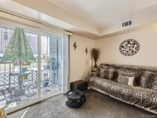 Photo #5: 1576779 Listing