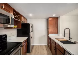 Photo #4: 1579792 Listing