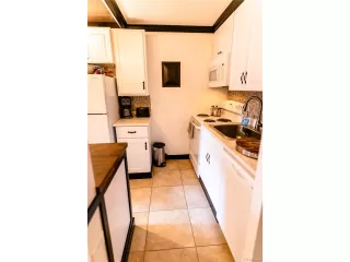 Photo #5: 1580330 Listing 