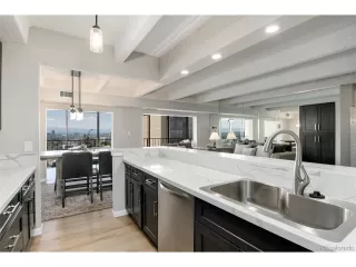 Photo #6: 1582867 Listing